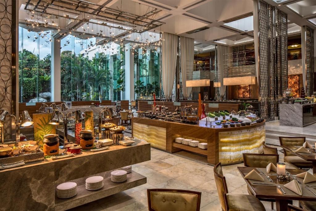 هتل مانیل دیاموند